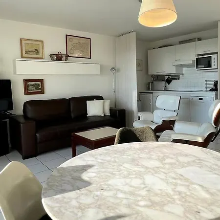 Bord De ・le Rivage・ Piriac-sur-Mer